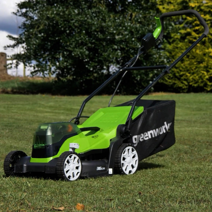 24V+24V Lawn Mower 36cm - 2x 4Ah Battery