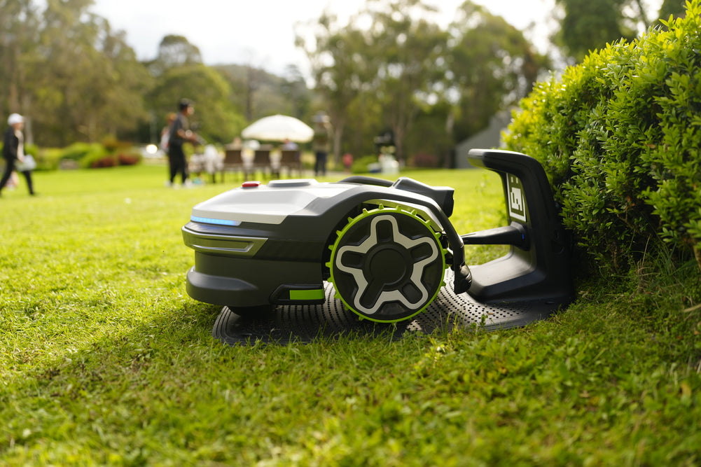 AiMowbot 6 - RTKVision™ 600m²