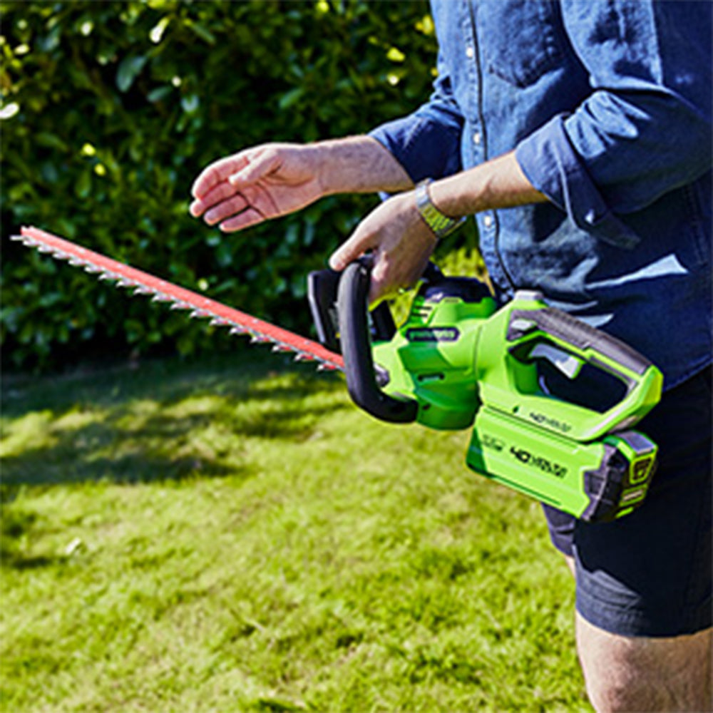 40V Hedge Trimmer 61cm - 2Ah Battery